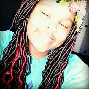 Meet your Posher, Raijean